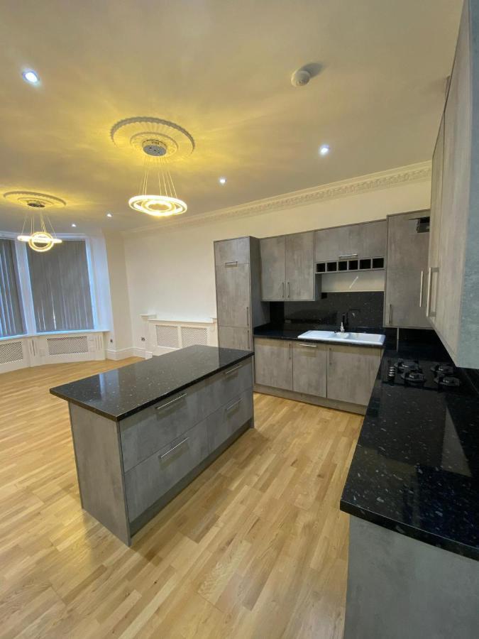 Luxury Apartment Apt4 ولفرهامبتون المظهر الخارجي الصورة