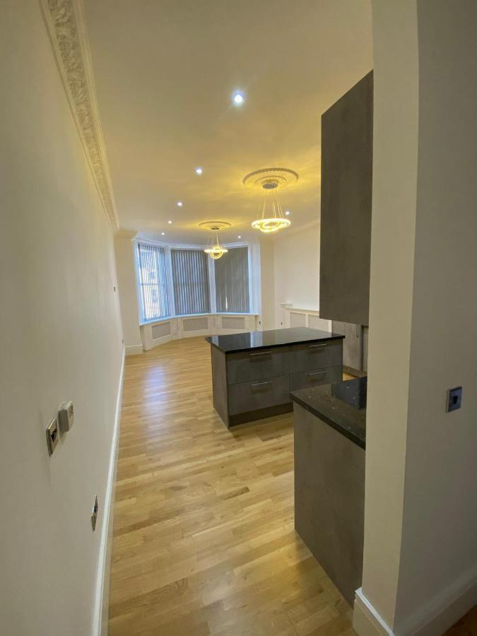 Luxury Apartment Apt4 ولفرهامبتون المظهر الخارجي الصورة