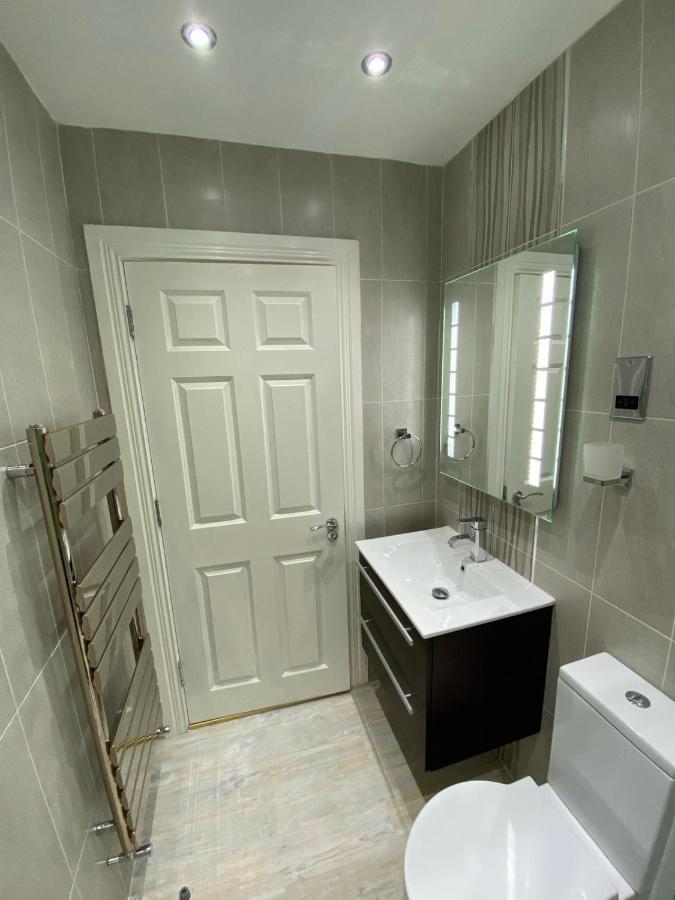 Luxury Apartment Apt4 ولفرهامبتون المظهر الخارجي الصورة